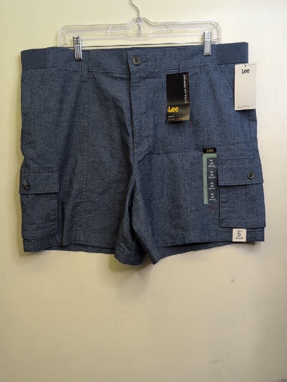 Lee Womans Denim-Look Cargo Shorts - Navy 18 NWT